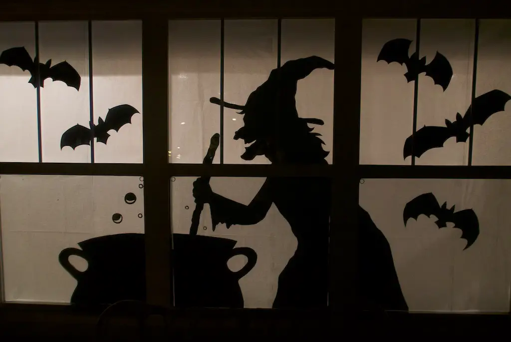 Halloween DIY Porch Decorations: Window Silhouettes