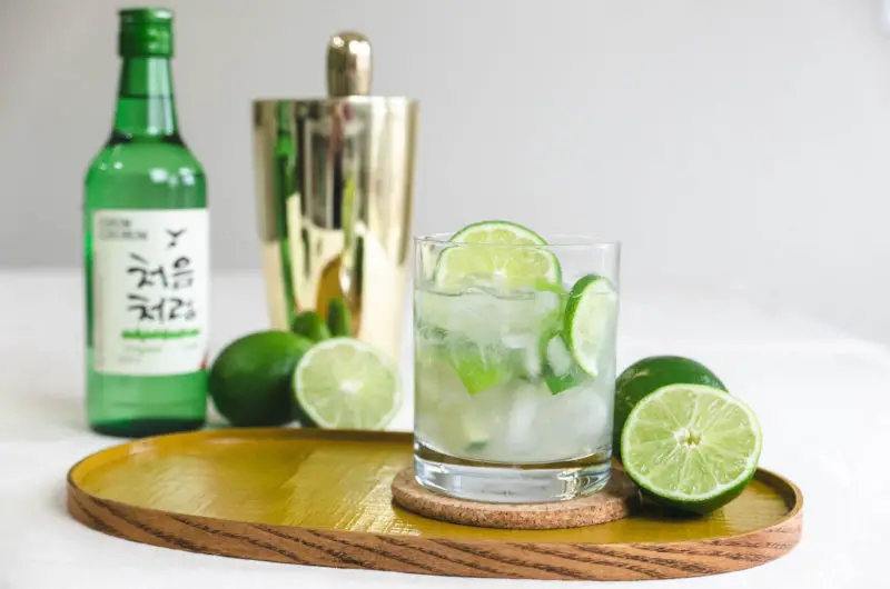 Soju Cocktail Recipe: Soju Caipirinha